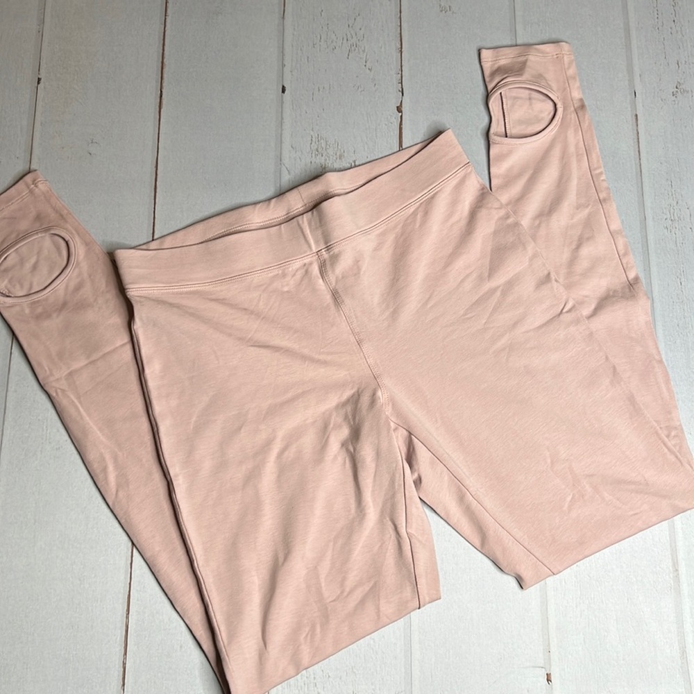 NWT - Express Stirrup Leggings - Size Medium